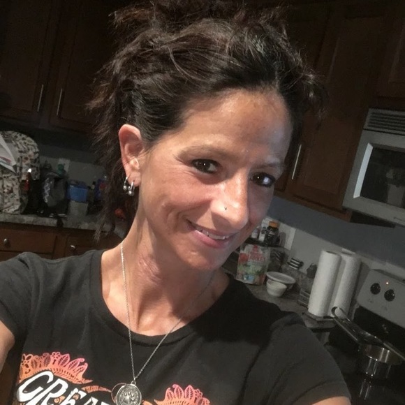 Meet your Posher, Samantha - Picture 1 of 1